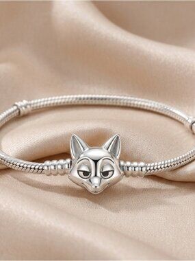 Silver Fox Head Charm Bracelet